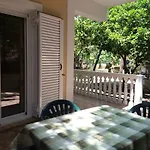 Turtle Beach Apartment